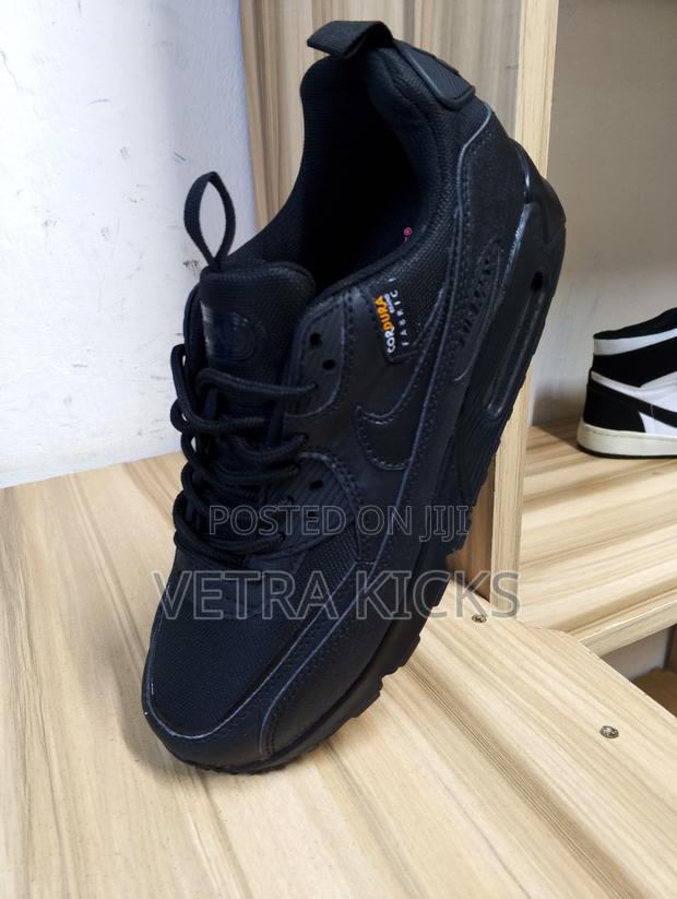Nike Air Max 90 Black Sneakers – Classic Streetwear Shoes Kenya - thumbnail 2