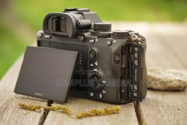 Sony Alpha A7 Iii 24.2mp Full-Frame Mirrorless Digital Camera - thumbnail 2