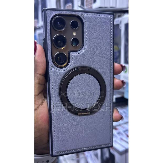 Leather Case for Samsung S22 Ultra With Rotating Kick Stand - main view