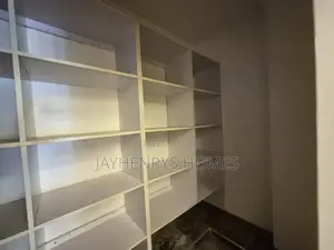 4bdrm House in Runda for rent