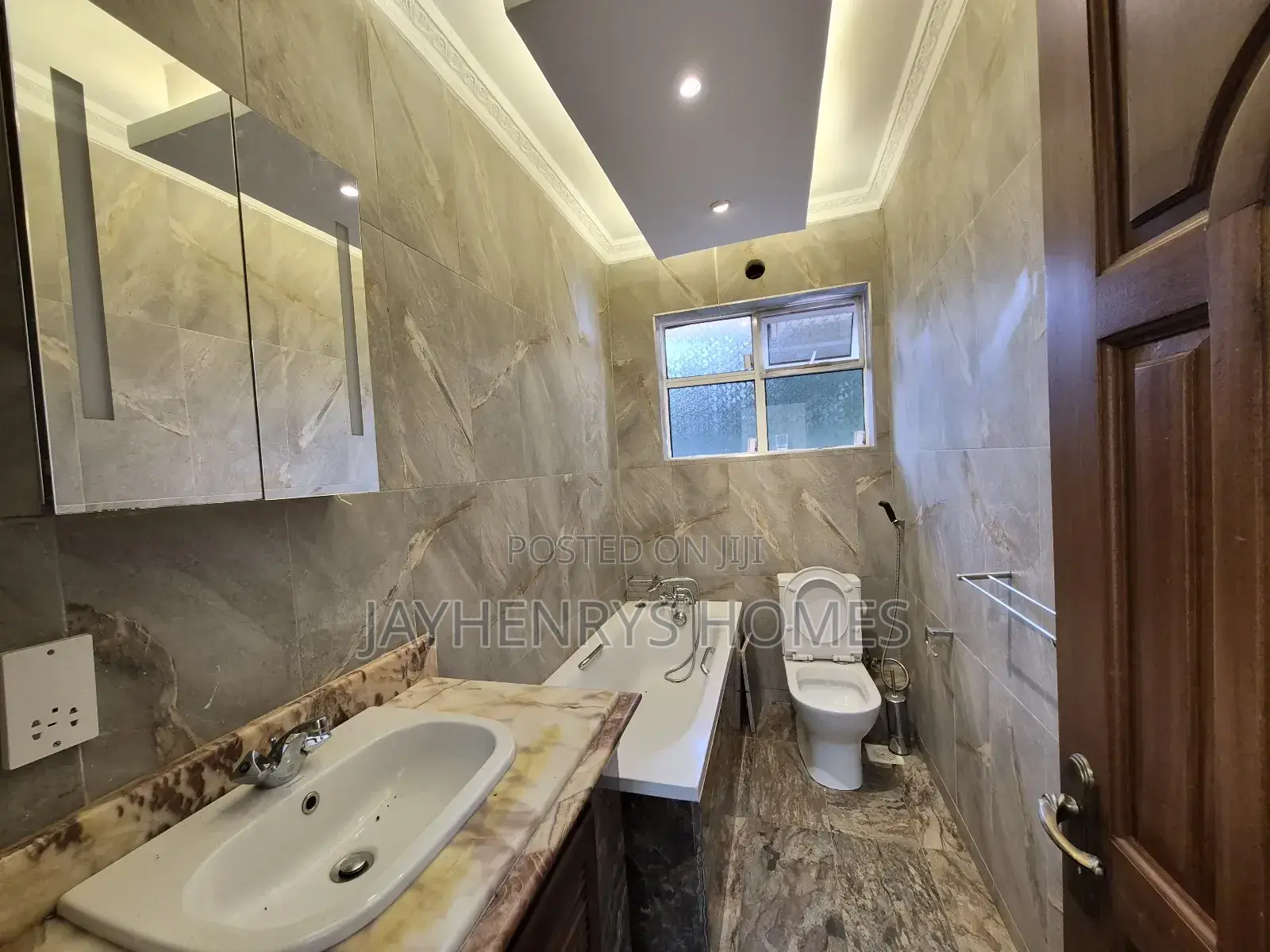 4bdrm House in Runda for rent