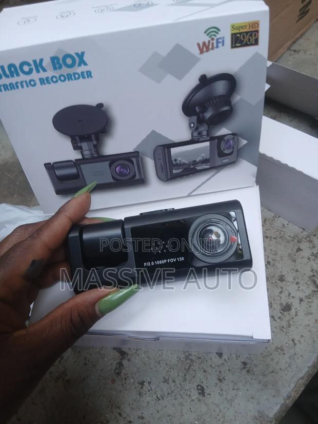 Wifi Dashcam Camera/ 3 Channels Dashcam, Rear Front,& Inner View - main view