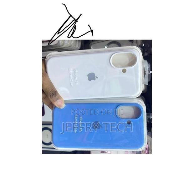 Silicone Cover Slim Stylish Protection for iPhone 17 - Light Blue - thumbnail 3