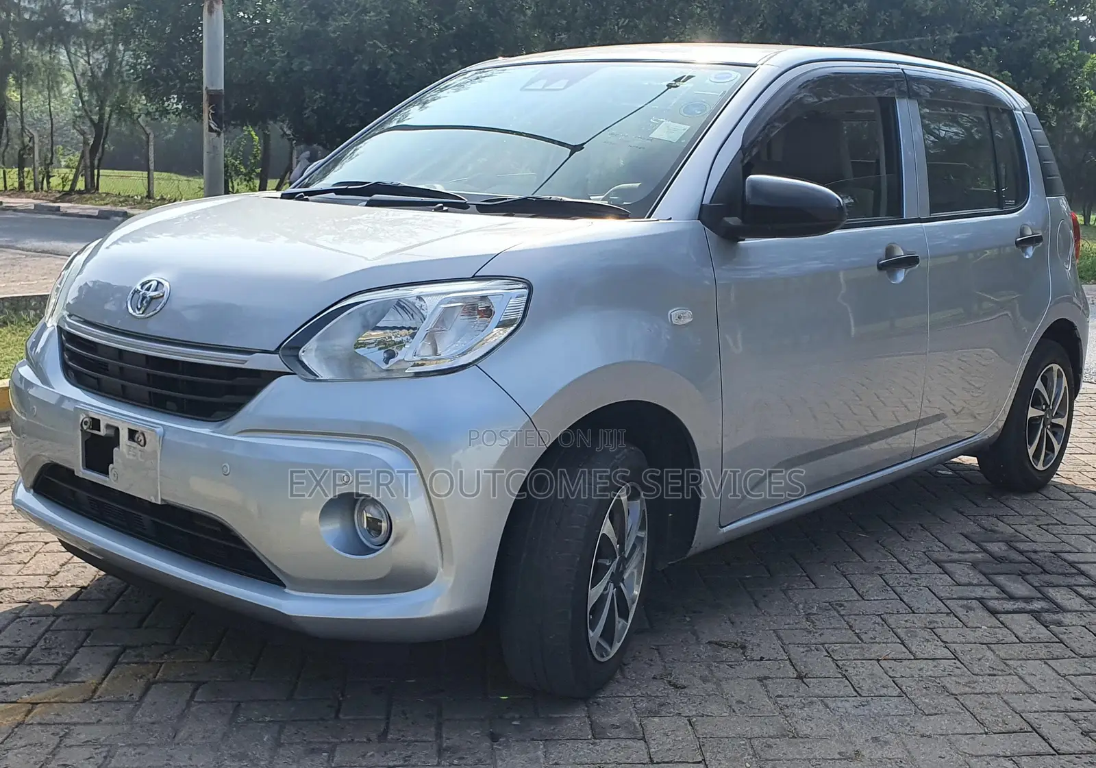 Toyota Passo 1.0 FWD 2019 Silver