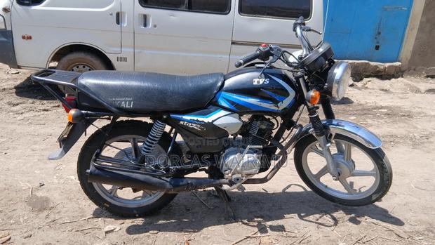 TVS HLX 125 2023 Black - thumbnail 3