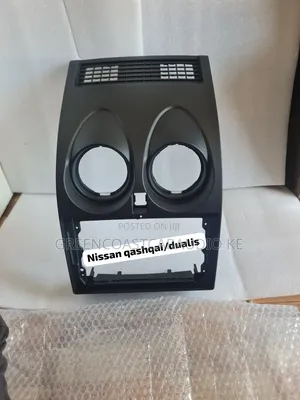 Nissan Dualis/Qashqai Android Radio Frame or Console Available