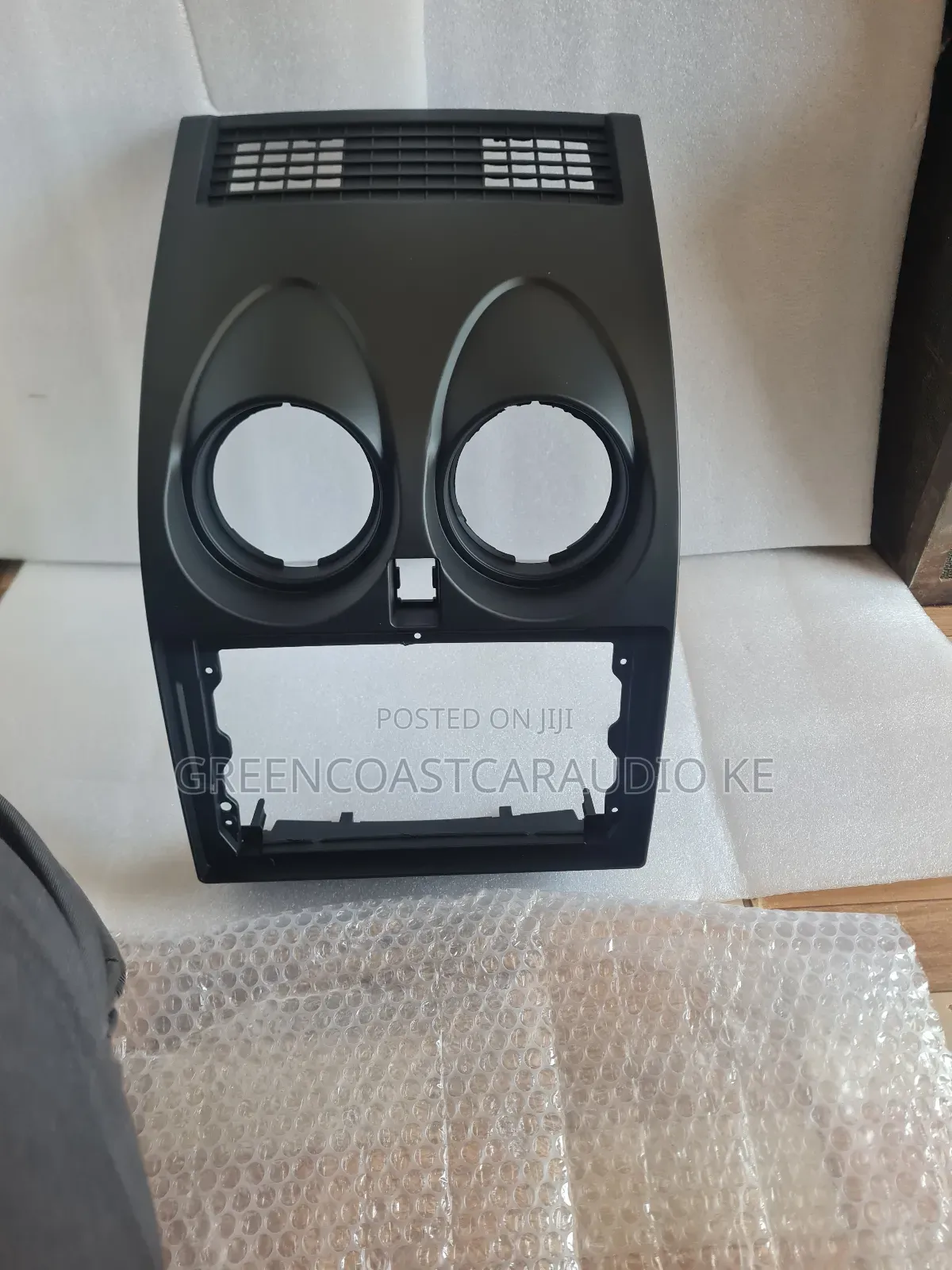 Nissan Dualis/Qashqai Android Radio Frame or Console Available