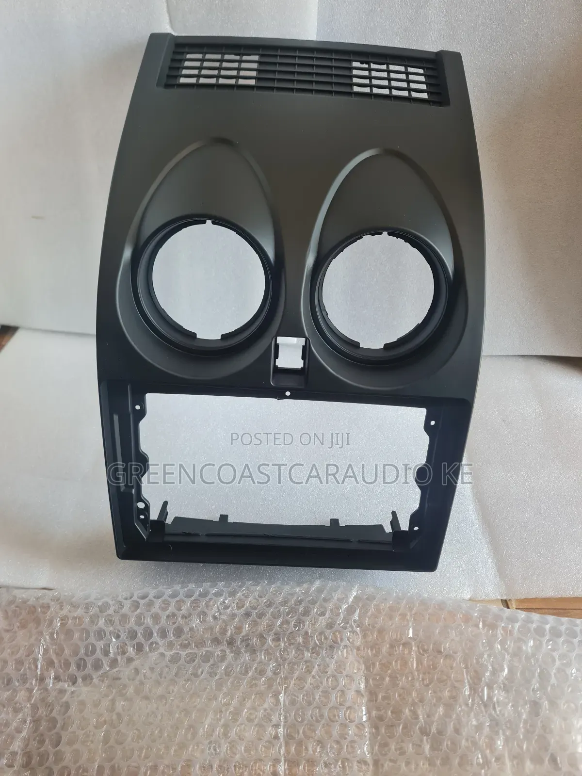 Nissan Dualis/Qashqai Android Radio Frame or Console Available