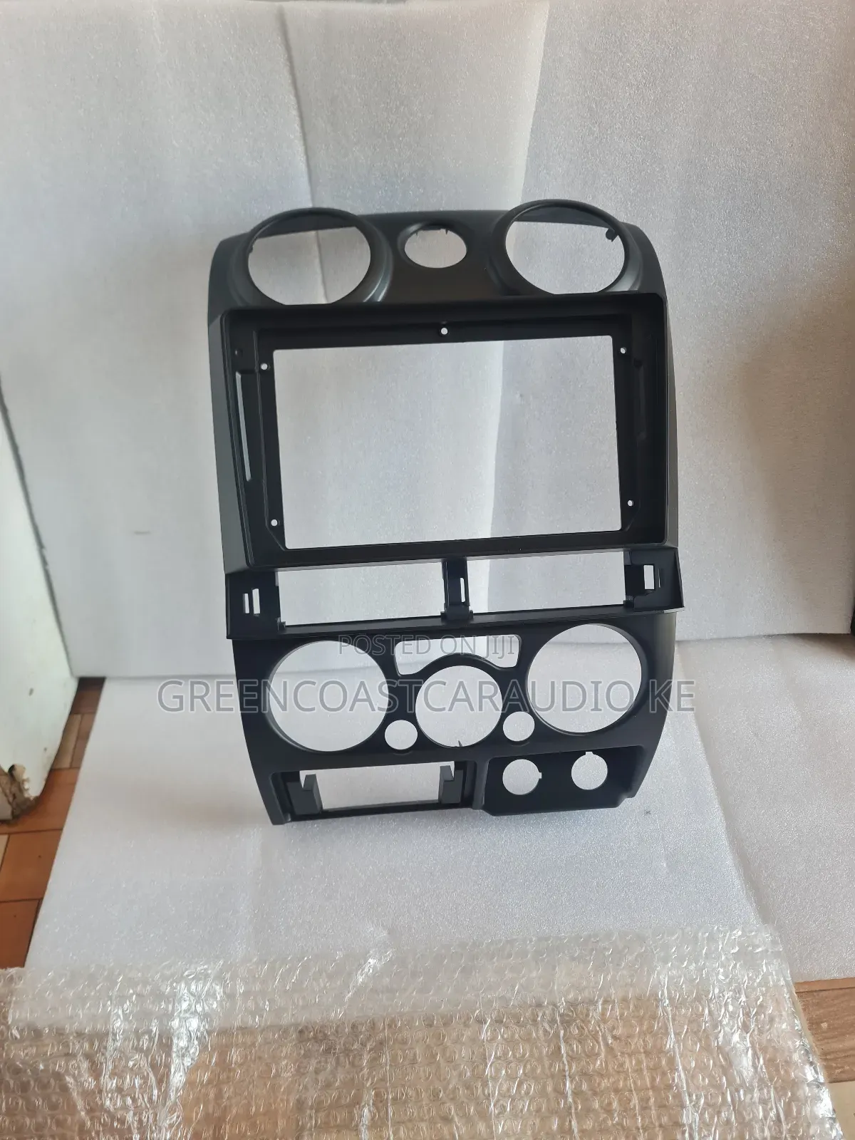 Isuzu Dmax 2002 + Android Radio Console or Frame Available