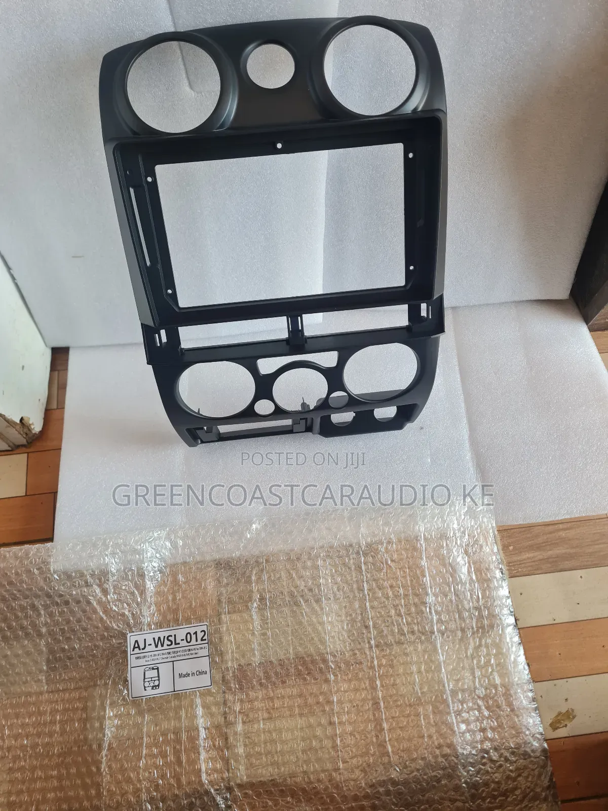 Isuzu Dmax 2002 + Android Radio Console or Frame Available