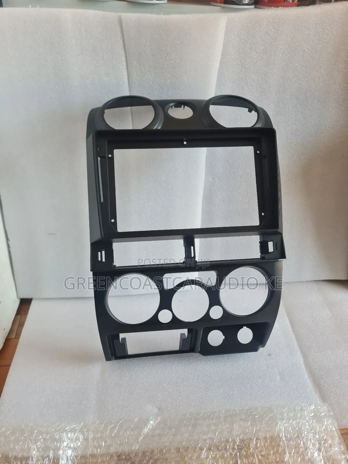 Isuzu Dmax 2002 + Android Radio Console or Frame Available
