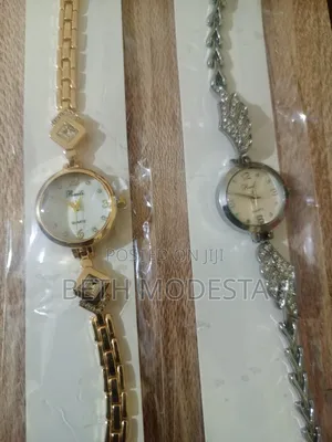 Female Watches. Stainless Steel. Golden Silver Watches