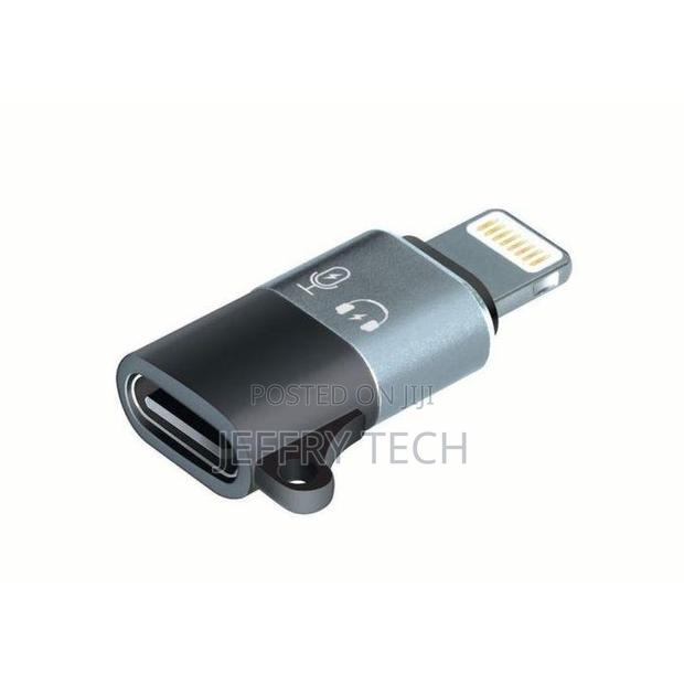 Usb C to Lightning Adapter Data Transfer and Fast Charging - thumbnail 2