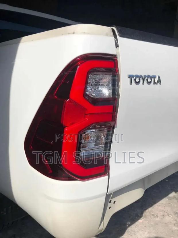 Hilux Revo Tail Lights Red Led Tail Lamps Left - main view