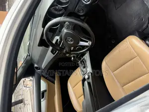 Mercedes-Benz C200 2012 Silver