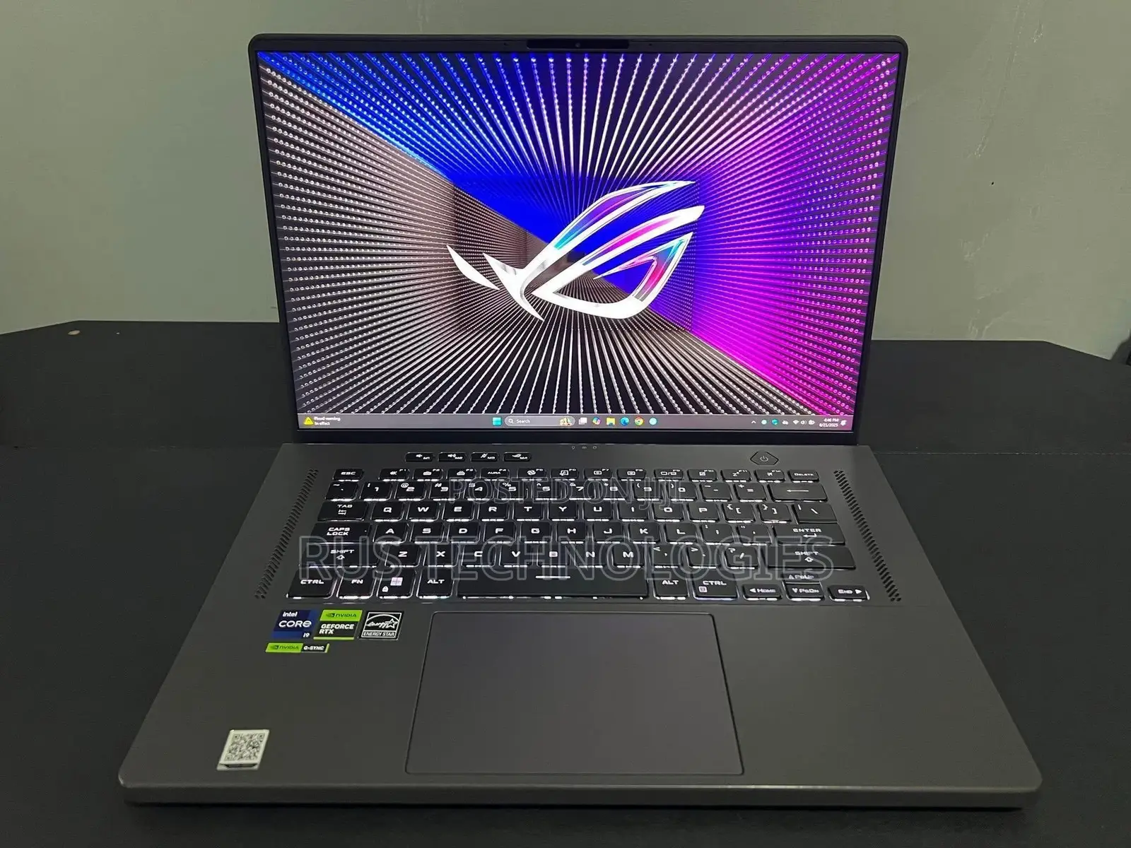 New Laptop HP Victus 16 16GB Intel Core i7 SSD 512GB