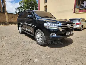 Toyota Land Cruiser 2014 Black