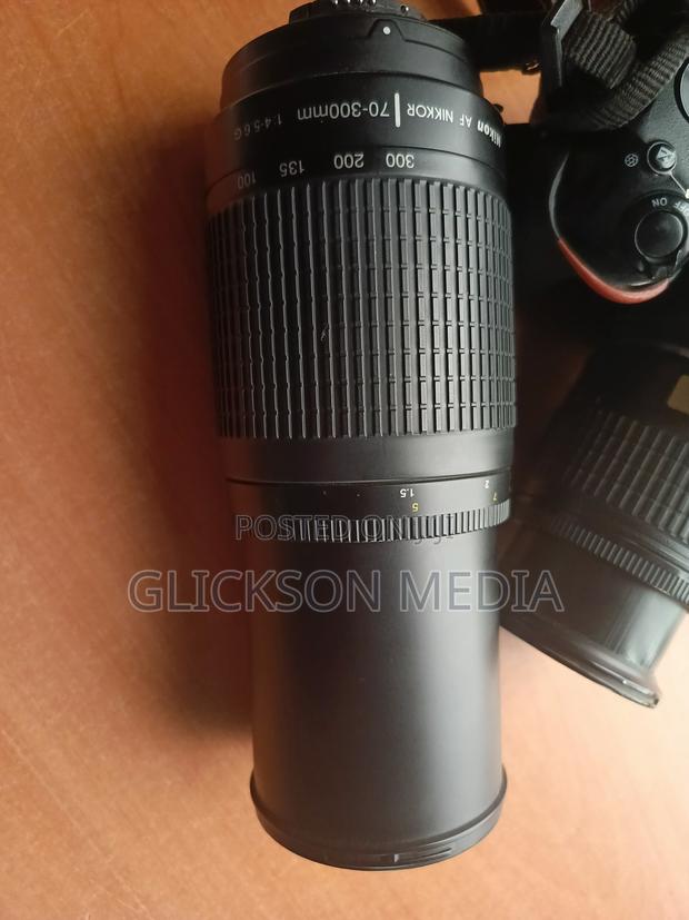 Nikon Camera 70-300 Mm Lens - thumbnail 4