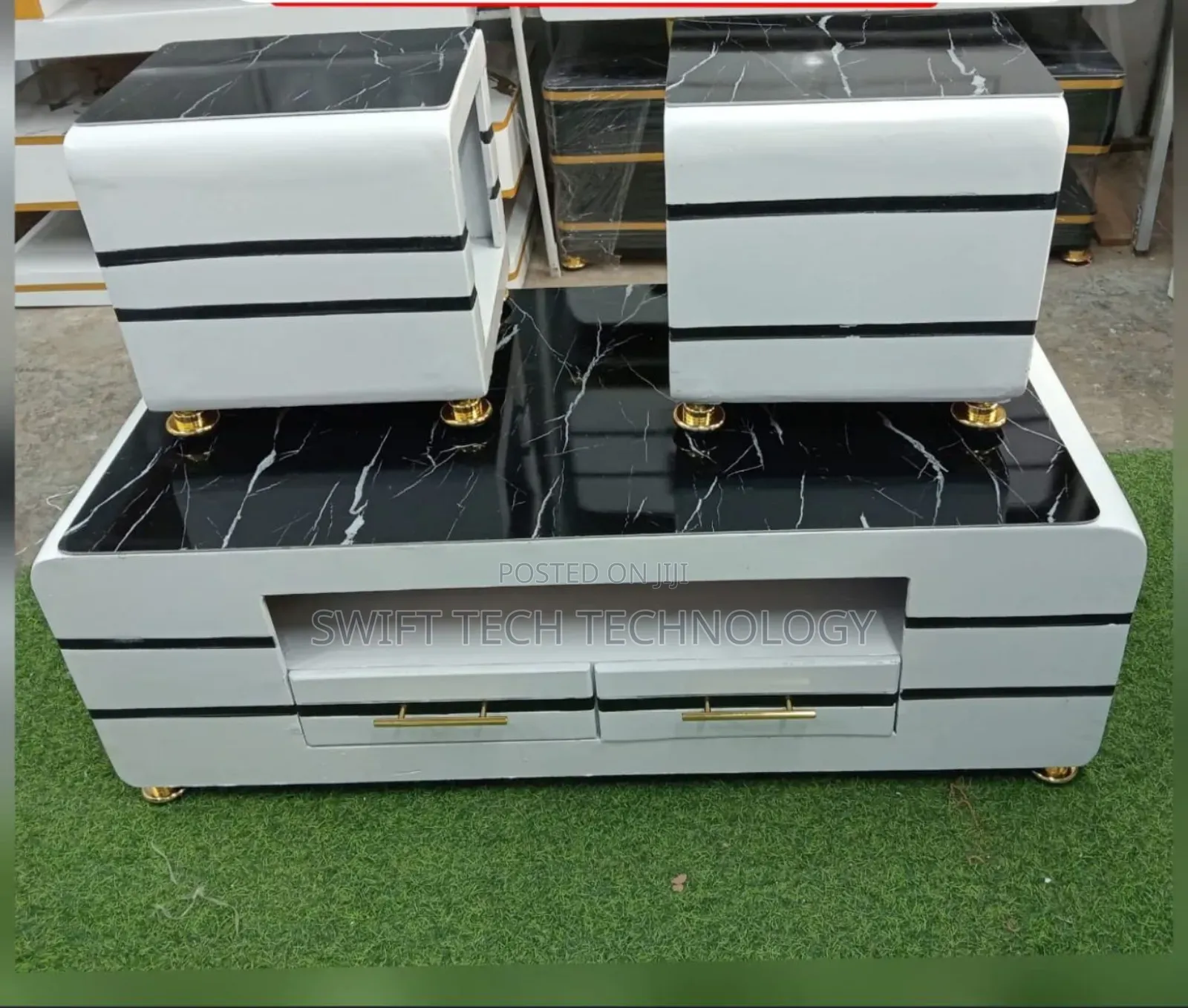 Coffee Table 3 in 1 With Glass and 2 Stool