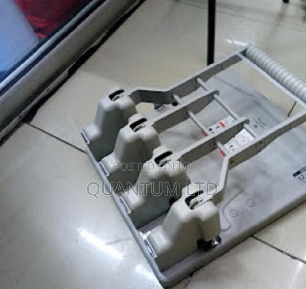Kangaro HDP 4160 4 Hole Heavy Duty Punch Kan/P/Hdp4160