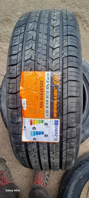 225/55r19 Joyroad