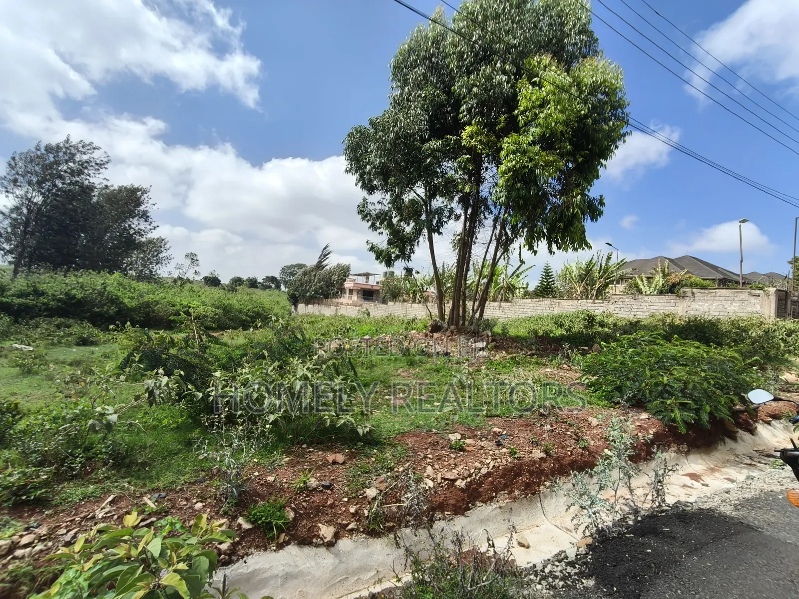 Quarter Acre Plot for Sale in Kerarapon Drive. Red Soil Land