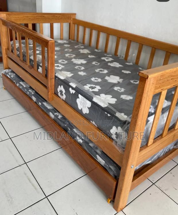 Baby Cot Bed With Pullout Bed Below
