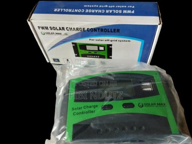 Solar Charge Controller/PMW Solar Charge Controller - main view