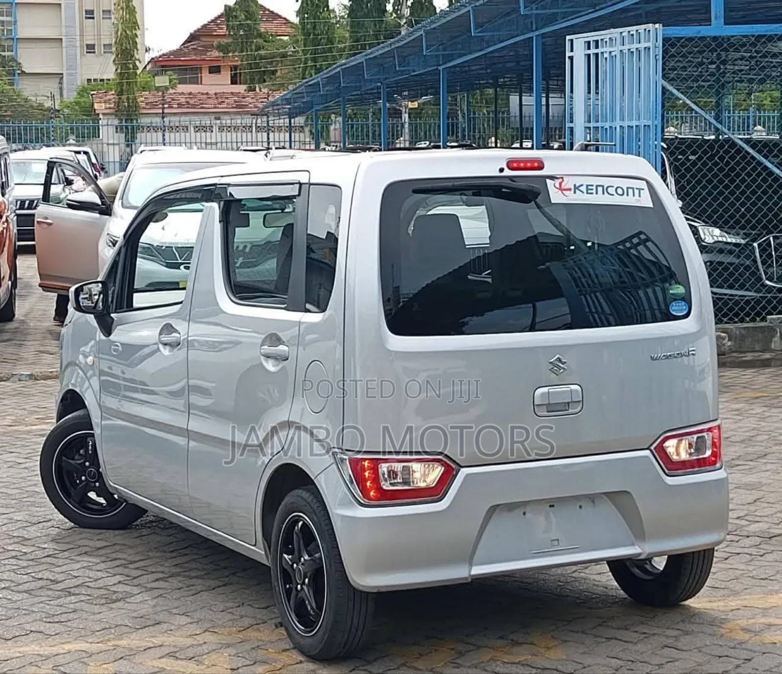 Suzuki Wagon R 660 Petrol FWD 2019 Silver