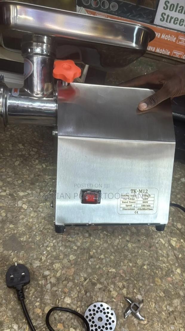 M12 Commercial Meat Mincer/Butchery Meat Mincer
