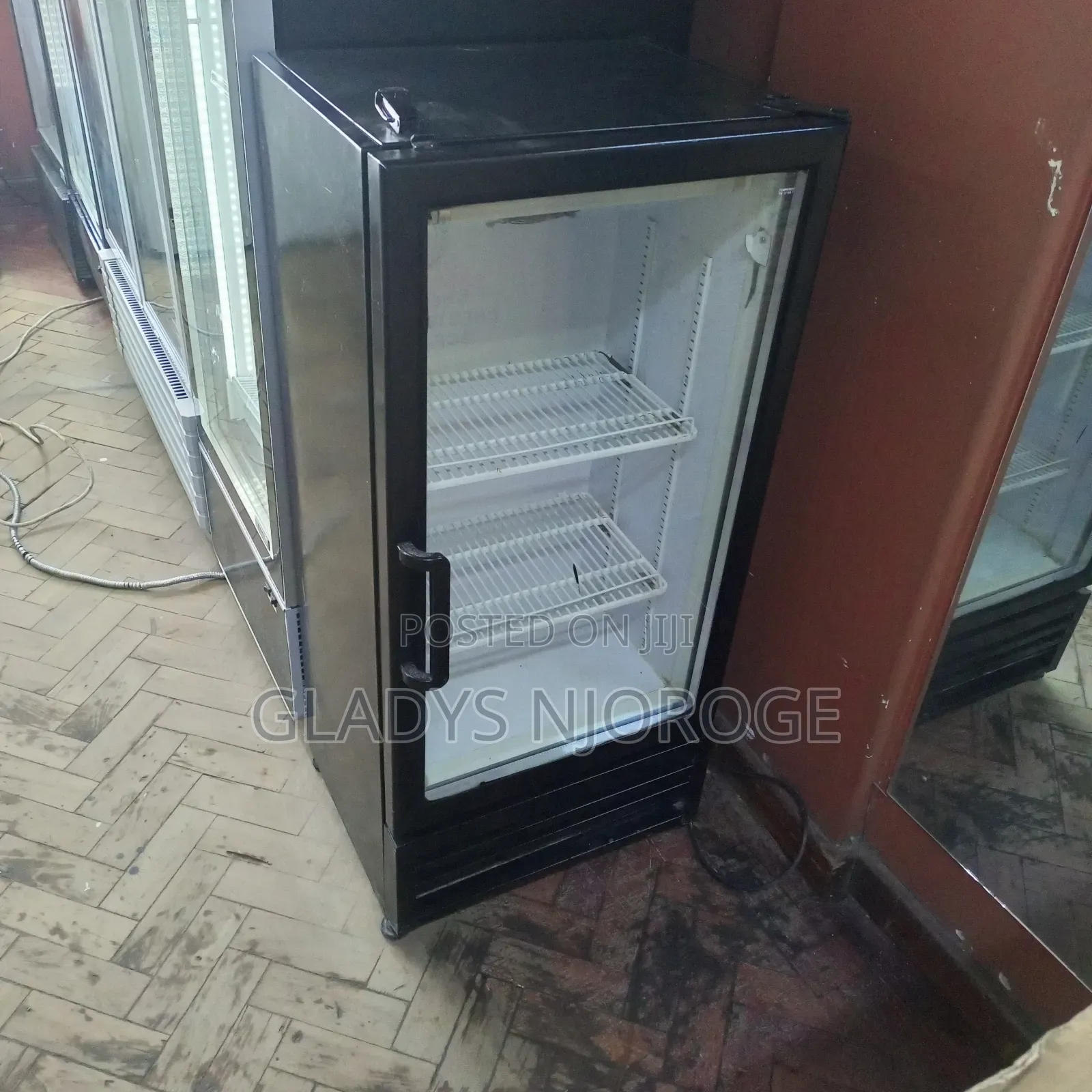 Display Medium Size (100l)