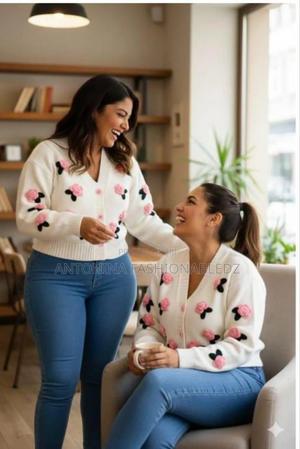 Ladies Good Sweater Top Available - thumbnail 2