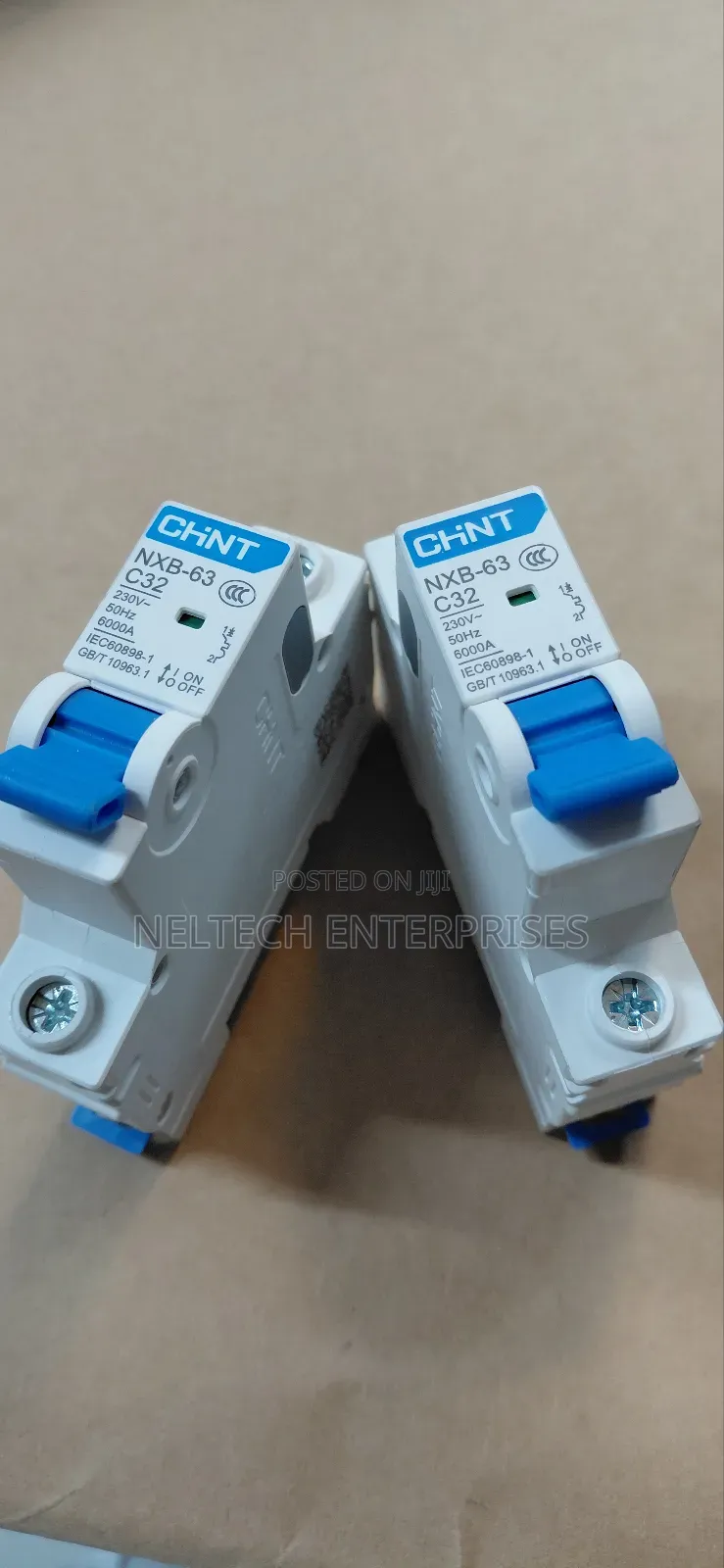Circuits Breakers Single 32 Amps