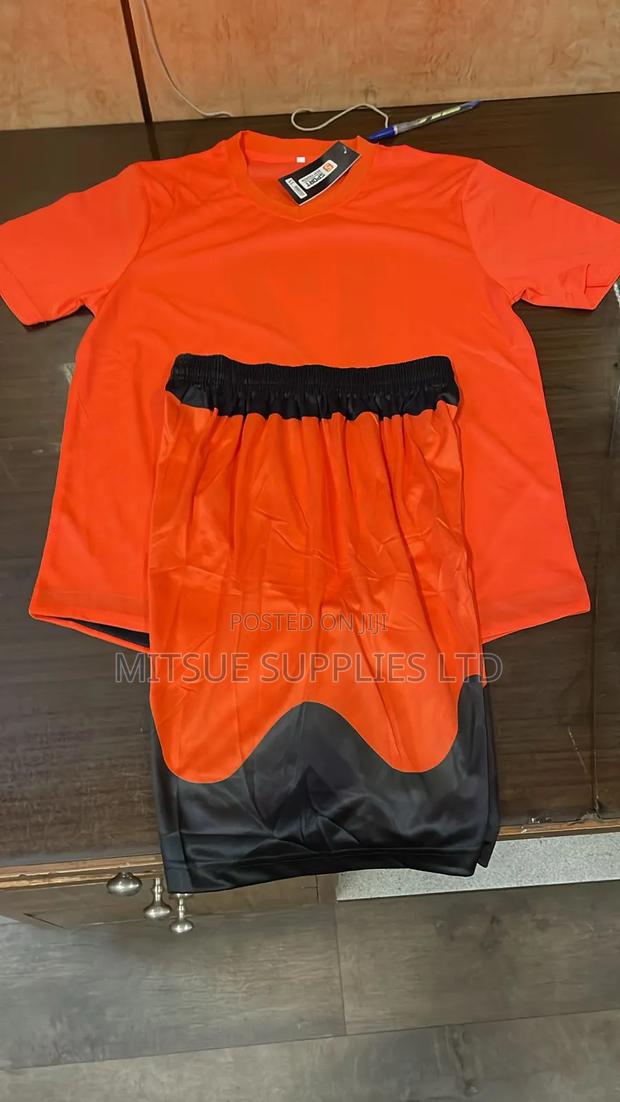 Set Of 16 Hockey Uniform - main view