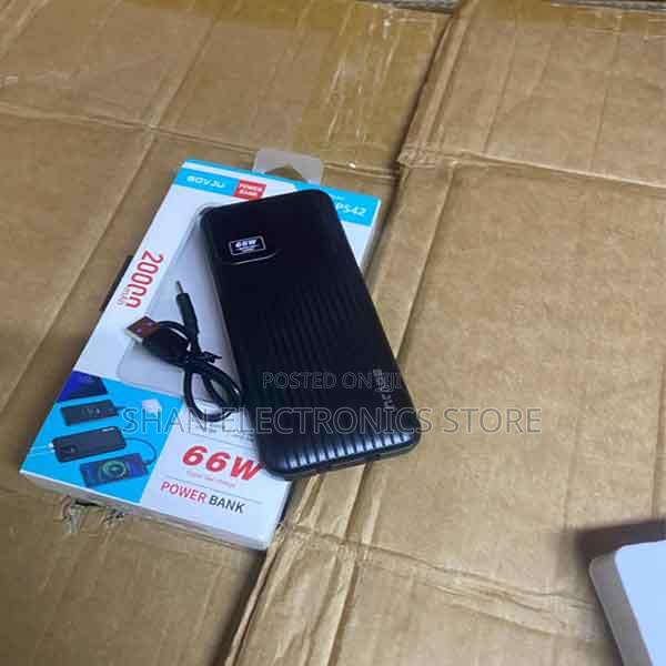 20000mah Powerbank – High-Capacity Backup for Extended Device Usage - thumbnail 2