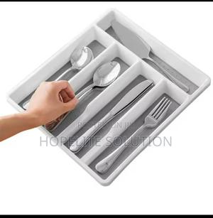 Expandable Cutlery Drawer Organizer - thumbnail 2