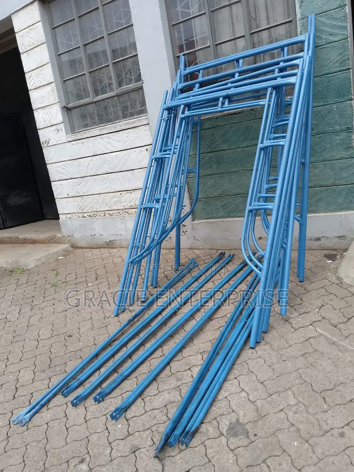H-Frame Scaffolding Ladders