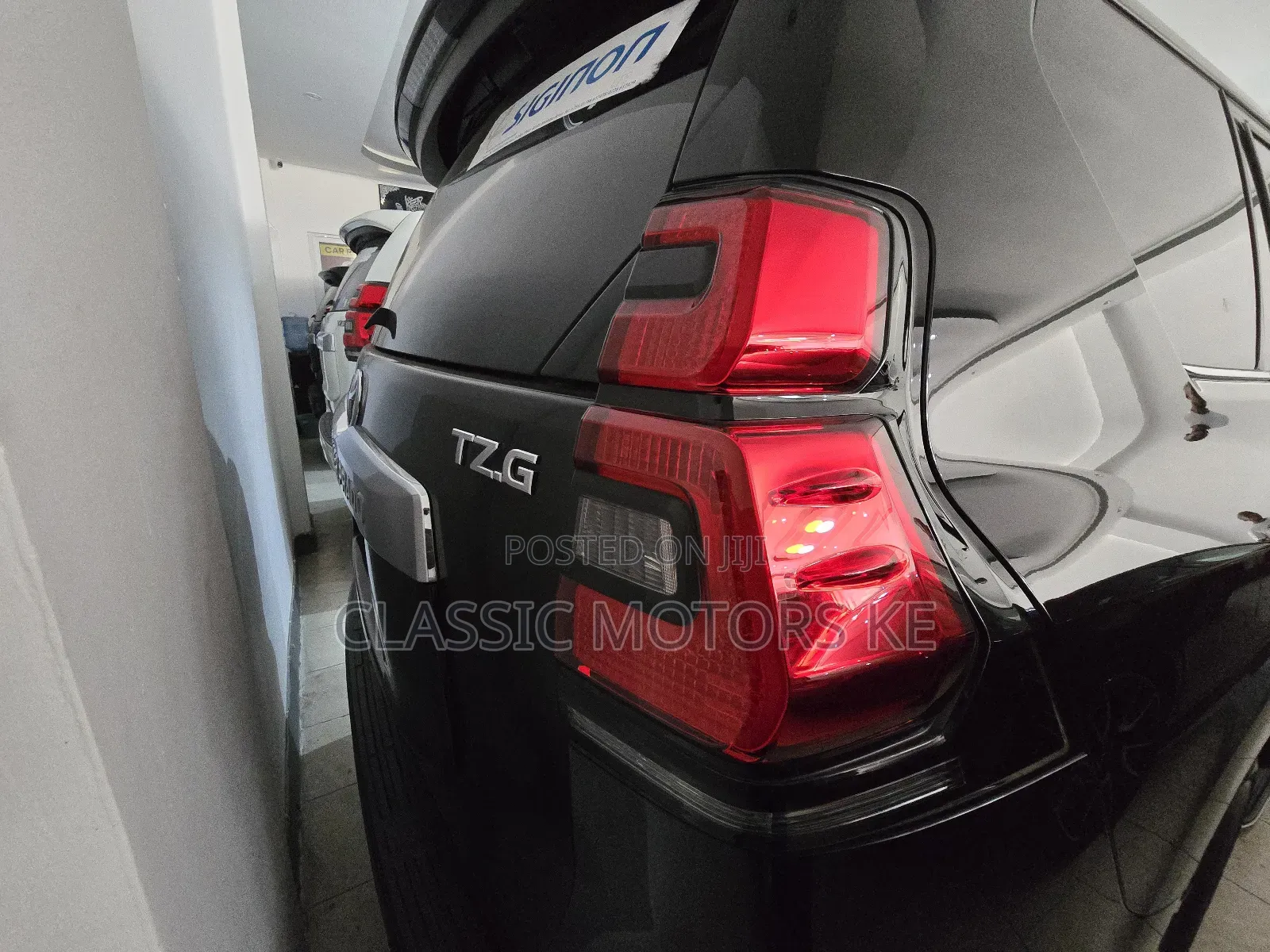 Toyota Land Cruiser Prado 2.8 2019 Black