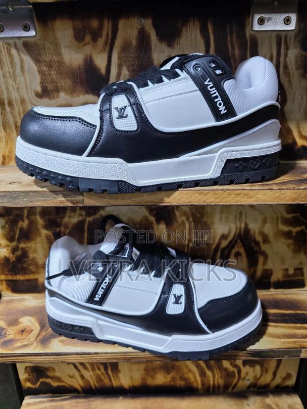 Louis Vuitton Trainers Sneakers - thumbnail 4