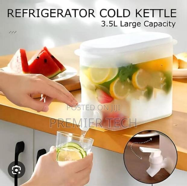 3.5l Table Top or Fridge Container With Dispenser Tap