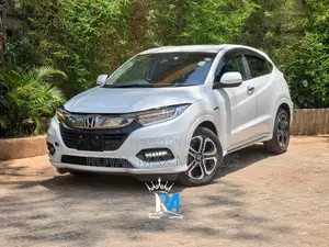 Honda Vezel 2018 White