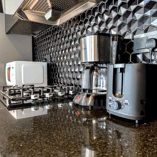 2 Bedrooms Furnished Apartment to Let in Westlands - thumbnail 4