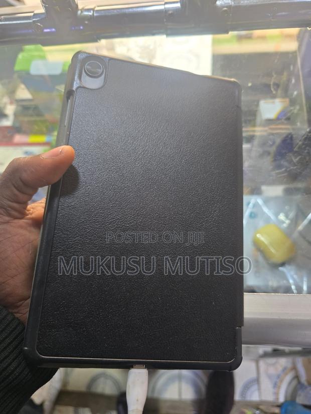 Lenovo Tab M8 (3rd Gen) 32 GB Gray - main view