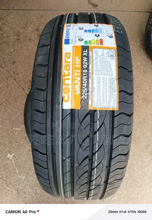 225/40r18 Centara
