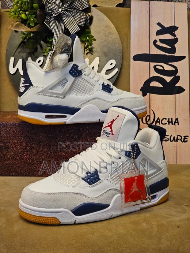 Spot Jordan 4 White - thumbnail 4