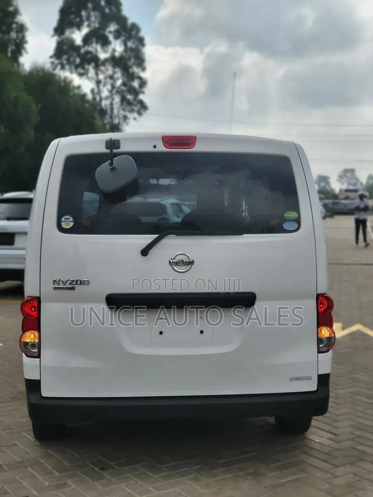Nissan Vanette 2018 White