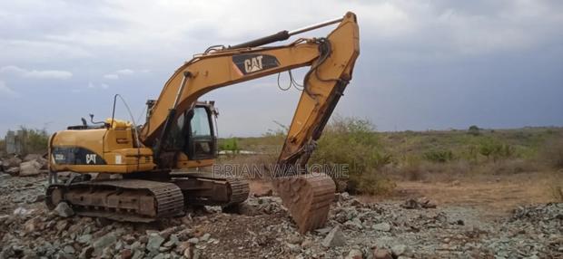 Excavator for Hire in Nairobi - thumbnail 2