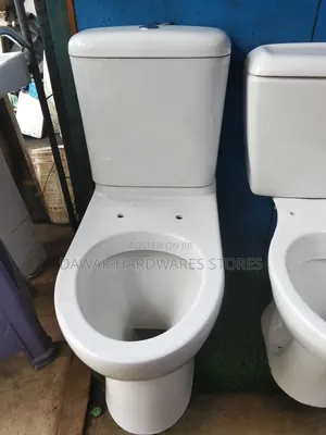 Unique Ceramic Close Coupled Toilet Seat