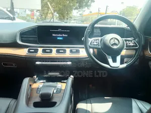 Mercedes-Benz GLE-Class 2021 Silver