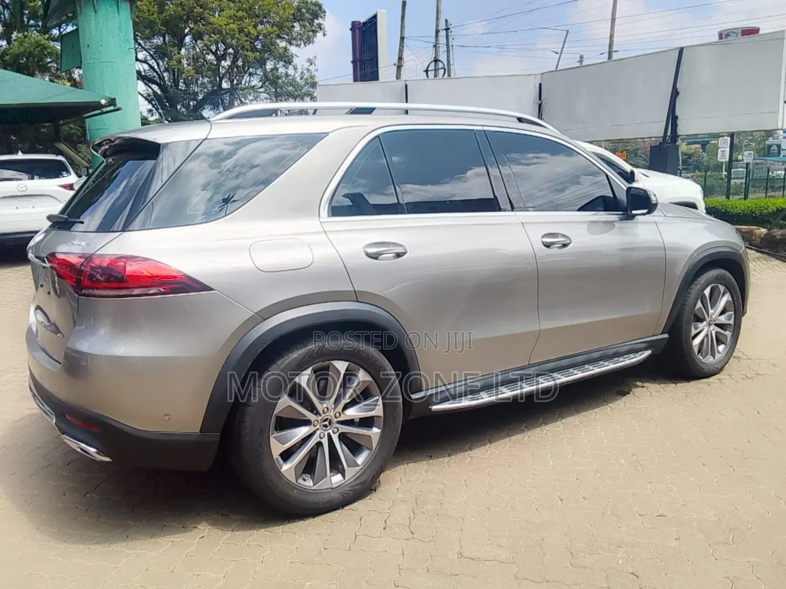 Mercedes-Benz GLE-Class 2021 Silver
